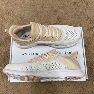 NEW APL techloom breeze